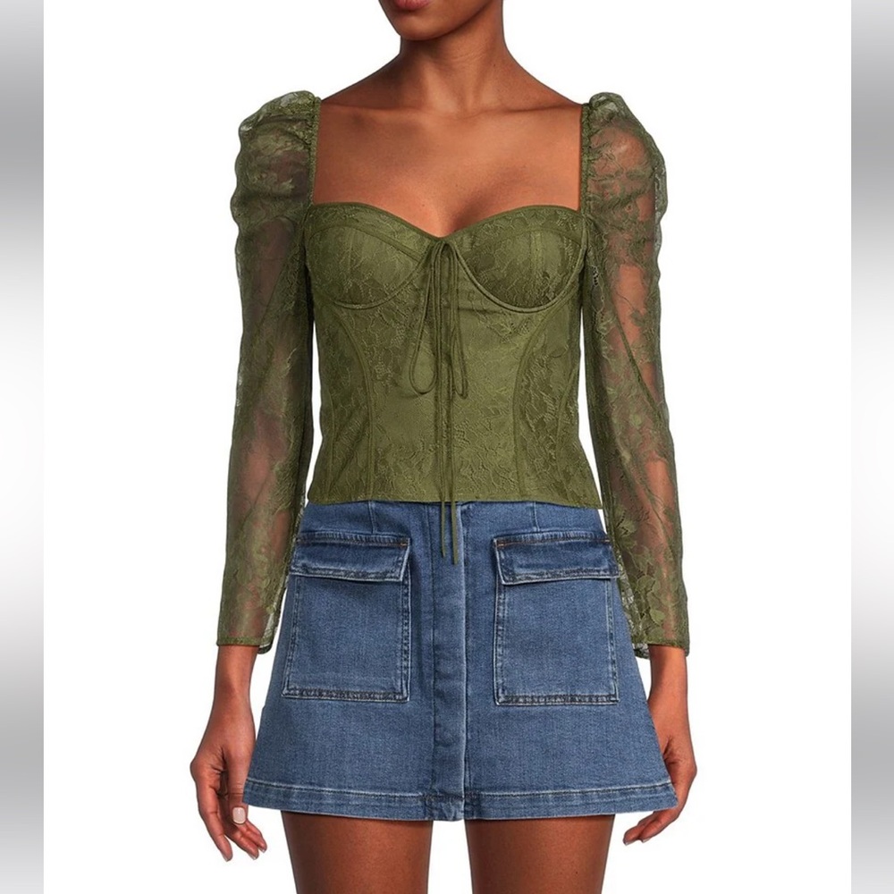 Chelsea & Violet Lace Sweetheart Neck Tie Front Long Sleeve Fitted Blouse